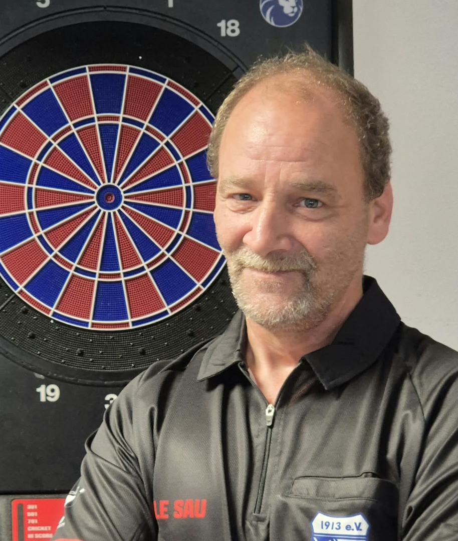 Karsten R.